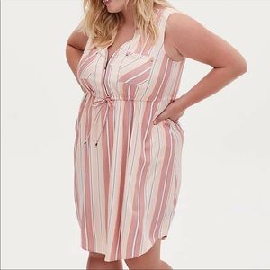 NWT Torrid Challis zip front dress size 2